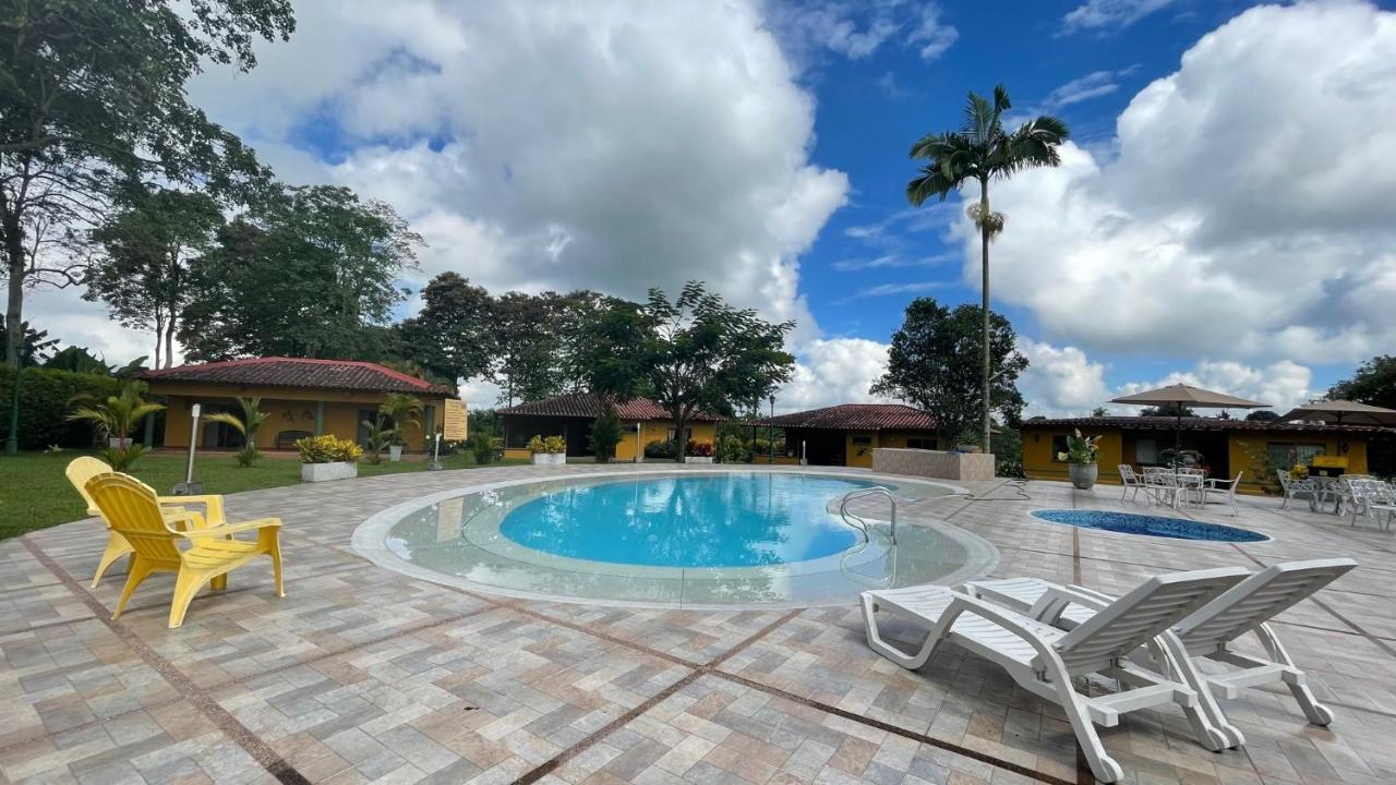 ארמניה Praga Hotel Campestre מראה חיצוני תמונה